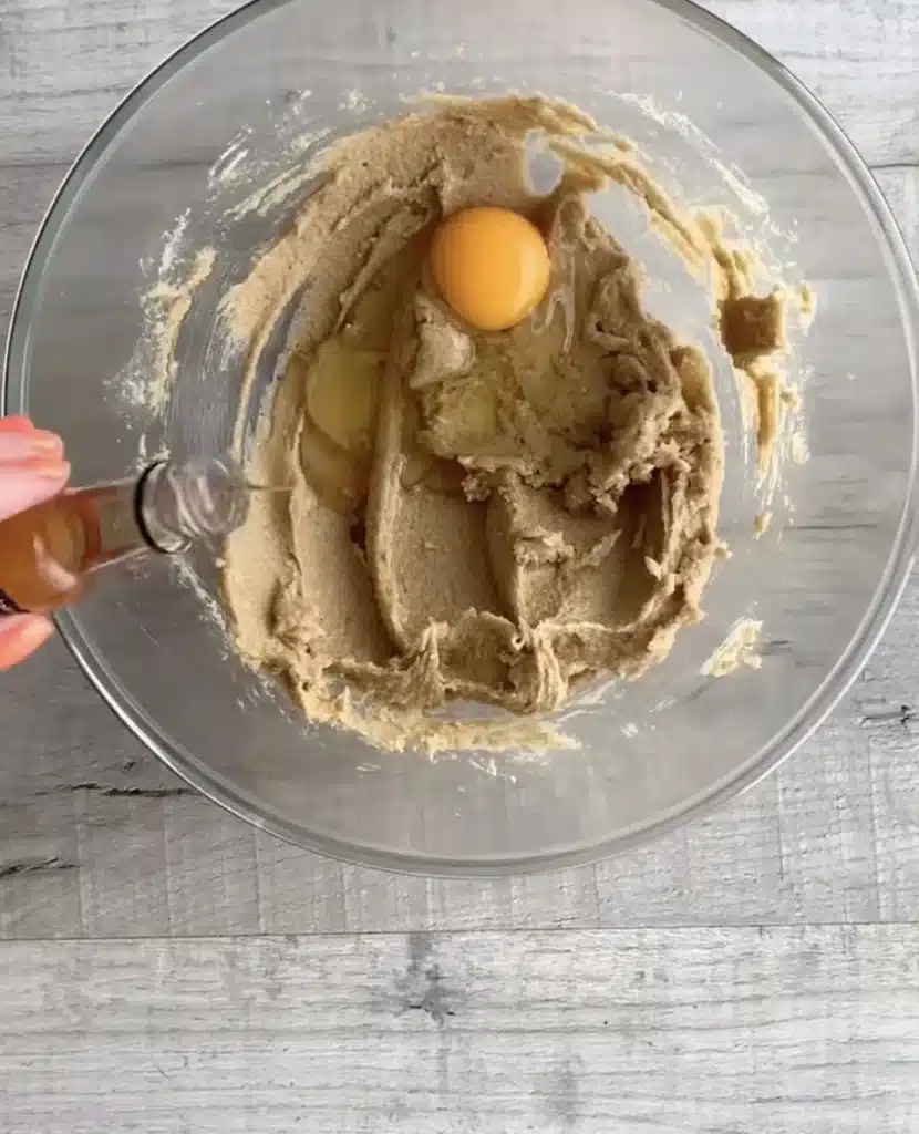 Assembling Dubai style chocolate cookie pie